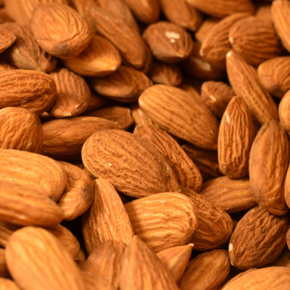 Almond Raw